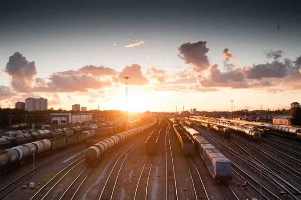 Transport and logistics - what is the difference?